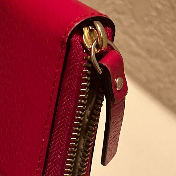 Kate Spade Zip Around Long Wristlet Wallet Red Leather Classic Everyday Casual - Picture 9 of 11